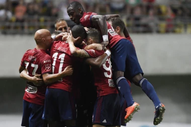 MAĐARI ĆE IMATI PODRŠKU U HUMSKOJ: Videoton stiže sa navijačima u Beograd