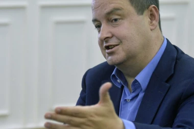 AP I ROJTERS: Dačić predlaže kompromis povodom Kosova