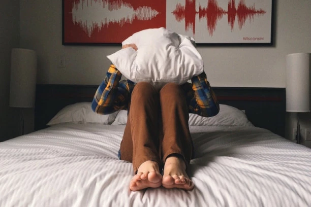 AKO PRIMENITE OVAJ SAVET MOŽETE DA REŠITE PROBLEMATIČNU KOŽU: Menjajte jastučnicu na svaka dva-tri dana!