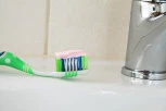 Svaki dan to radimo, a pravimo veliku grešku: OVAKO se zubi pravilno peru!
