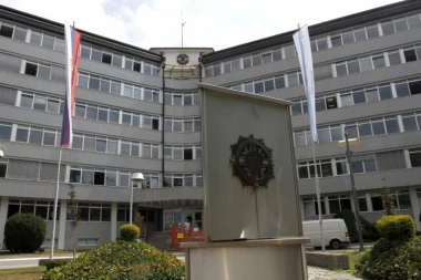 ĐILAS ANGAŽOVAO BIVŠEG ŠEFA BIA DA ZAJEDNO BLATE VLAST!