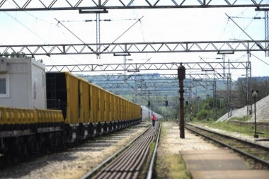 Nova muljanja u železnicama: Državne mašine rade privatno