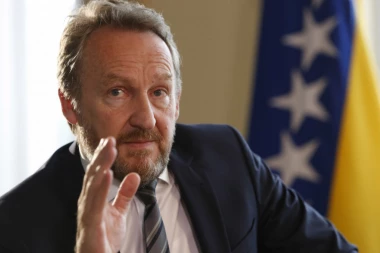 ZARAŽEN LIDER SDA: Bakir Izetbegović pozitivan na Kovid-19!