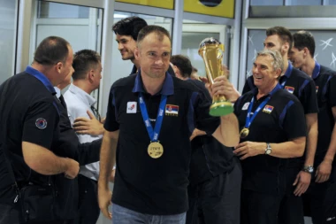 GRBIĆ U PONEDELJAK OBJAVLJUJE SPISAK IGRAČA: Marko Ivović će biti spreman za EP?