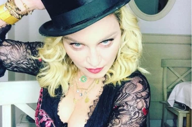 (VIDEO) SRBIN ČUVA LEĐA MADONI: Bokser iz Leskovca telohranitelj svetskoj pop zvezdi