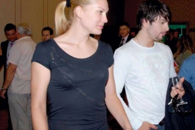 BILA JE TOŠETOVA DEVOJKA: Pogledajte kako danas izgleda Andrijana!