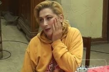 PEVAČICA ULAZI U RIJLITI SA OZBILJNOM BOLEŠĆU: Viktorija može da ostane nepokretna!