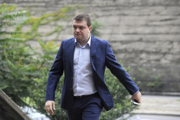REPUBLIKA SAZNAJE! VAZURU SASLUŠAVAJU U SBPOK!