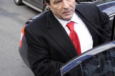 Srpski telegraf otkriva tajkunske poslove! Karići sa krimosima prave "Tesla grad"