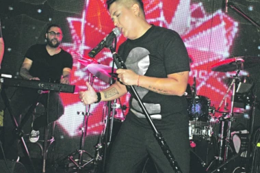 Šerifovićka bi da se ostvari kao majka