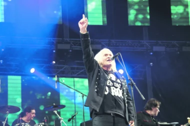 USIJANA ATMOSFERA DRUGE VEČERI BIR FESTA: Čorba svirala za 120.000 ljudi