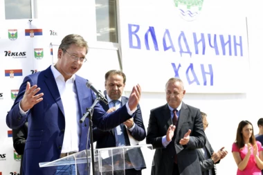 Vučić o "predaji vlasti" Jankoviću: Hoće li večeras, ili pre?
