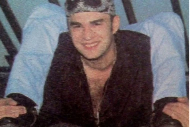 POGLEDAJTE KAKO DANAS IZGLEDA PEVAČ DIVLJEG KESTENA!