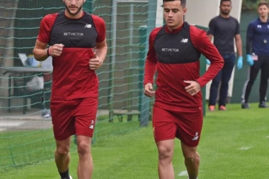 MALO JE 114 MILIONA FUNTI ZA KUTINJA!