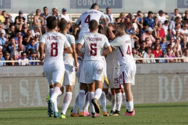 (VIDEO) POKAZAO KAKAV JE MAJSTOR: Kolarov na debiju "pomeo paučinu" iz slobodnjaka!