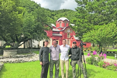 ALBANCI U PANICI ZBOG FILMA O KOSOVU