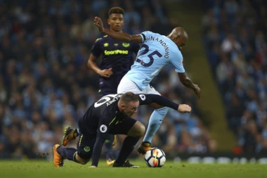 (VIDEO) SMEJE MU SE CELA PLANETA: Zvezda Sitija izvela najgori aut u istoriji fudbala!