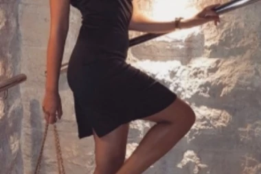 Slava je nije promenila: PRIJOVIĆKIN SELFI IZ AVIONA ODUŠEVIO SVE!