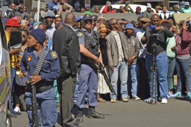 STRAVA I UŽAS: Predao se policiji rekavši da je umoran od jedenja ljudskog mesa!