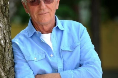 OLIVER UMIRE OD RAKA PLUĆA, ALI PUŠI I NE BRINE?!