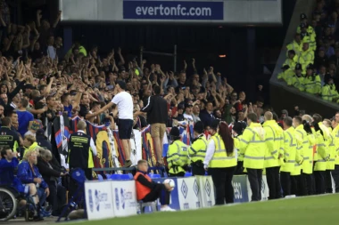Navijači Evertona napadnuti u Splitu: Britanac primljen u bolnicu