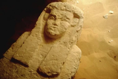 NEVEROVATNO OTKRIĆE ARHEOLOGA U EGIPTU: Pronađeno 100 sarkofaga sa mumijama, tela gotovo netaknuta