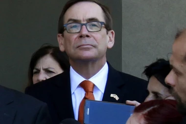 Podli scenario Amerike: Ovo je agent CIA koji ruši vlade širom Balkana!