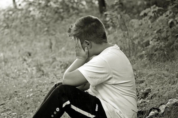 Policija u stanu Srđana Švelja pronašla eksplicitne fotografije zlostavljanih maloletnika