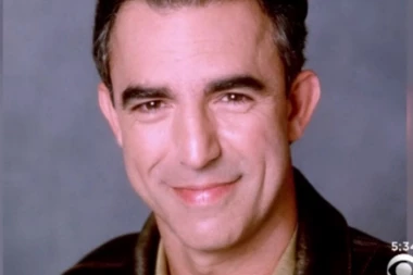 Preminuo poznati glumac!