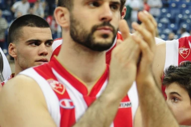 (FOTO) Branko Lazić u druženju sa klincima na Zvezdari