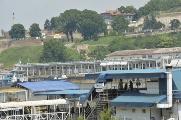 NA PRODAJU ČUVENI BEOGRADSKI SPLAVOVI, MEĐU NJIMA I LUKAS: Novi propisi primorali gazde na jedinu moguću opciju!