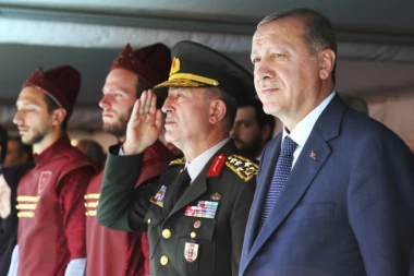 Erdogan povukao vojnike sa NATO vežbe