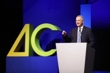 DEMOKRATE: Presuda generalu zadovoljenje pravde koje SKIDA LJAGU SA SRBIJE!