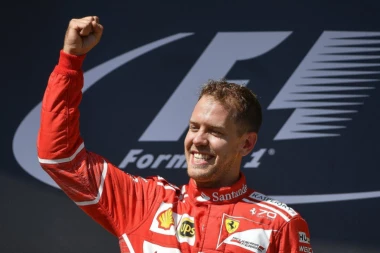 FETEL PRIZNAO: Raikonen i ja se trkamo jedan protiv drugoga cele sezone