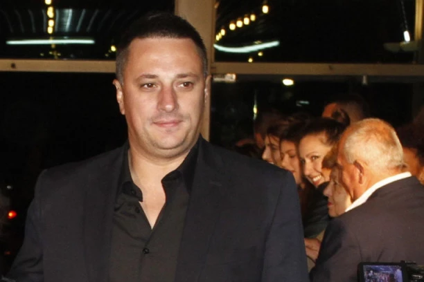 Uhvaćen na delu sav umazan: Andrija Milošević prevario celu naciju!