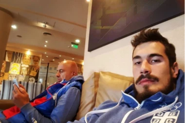 VELIKI I U PORAZU: Kalina duhovito čestitao Blažiču zlato!