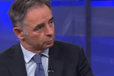 Pupovac: Ploča u Jasenovcu se mora skinuti