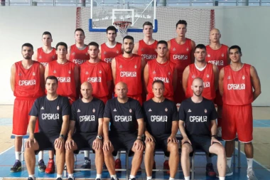 SRCE JE HTELO, ALI NOGE NISU SLUŠALE: Košarkaši Srbije poraženi od Amerikanaca u polufinalu Univerzijade