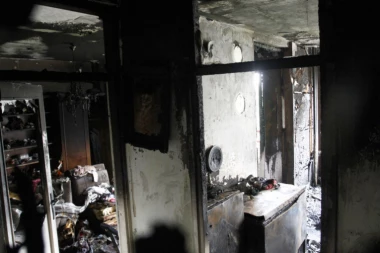 POŽAR U NOVOM BEOGRADU: Majka slušala kako joj sin umire