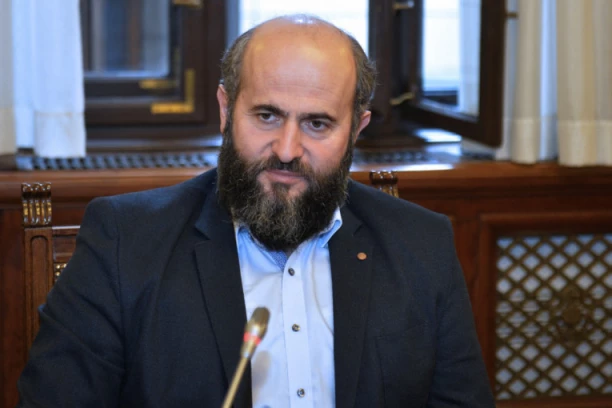 Muamer Zukorlić pozitivan na koronavirus!