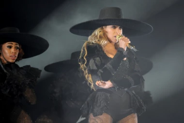 DIJETE SLAVNIH ČISTA LAŽ: "Zdrave" nutritivne navike poznatih loše po zdravlje