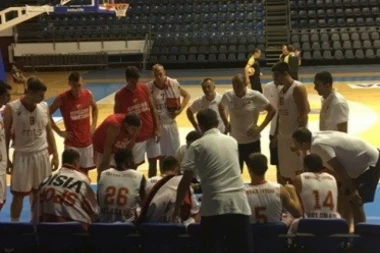 POBEDA ZA POČETAK SEZONE: Košarkaši Zvezde pregazili Vršac