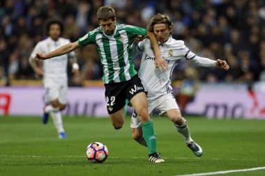 BETIS ŠALJE BRAŠANCA NA POZAJMICU, ali ostaje u Primeri