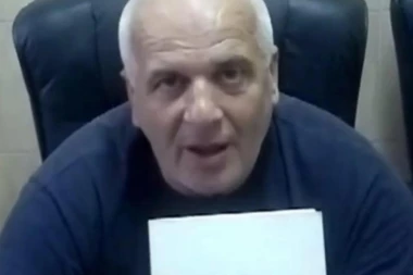 PROTEST: U zemunskoj školi 1. septembra nema nastave zbog podrške otpuštenom direktoru!