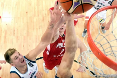 POČELO EP U KOŠARCI: Slovenci srušili Poljsku