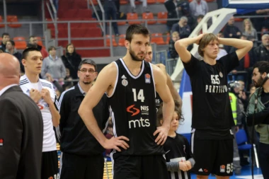 NOVI PROMAŠAJ: Partizan se rastao sa Bejkerom!