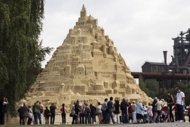Evo koliki je najviši peščani dvorac na svetu