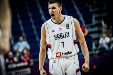 NEZAPAMĆENA SRAMOTA: Srbi Bogdanovićevom ocu RAZBILI GLAVU U TURSKOJ!