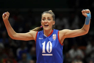 DOŠLA DA ZAVRŠI KARIJERU: Srpska odbojkašica se vratila KUĆI