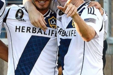 BEKAM OSNIVA KLUB: Prvi pik Ronaldo!